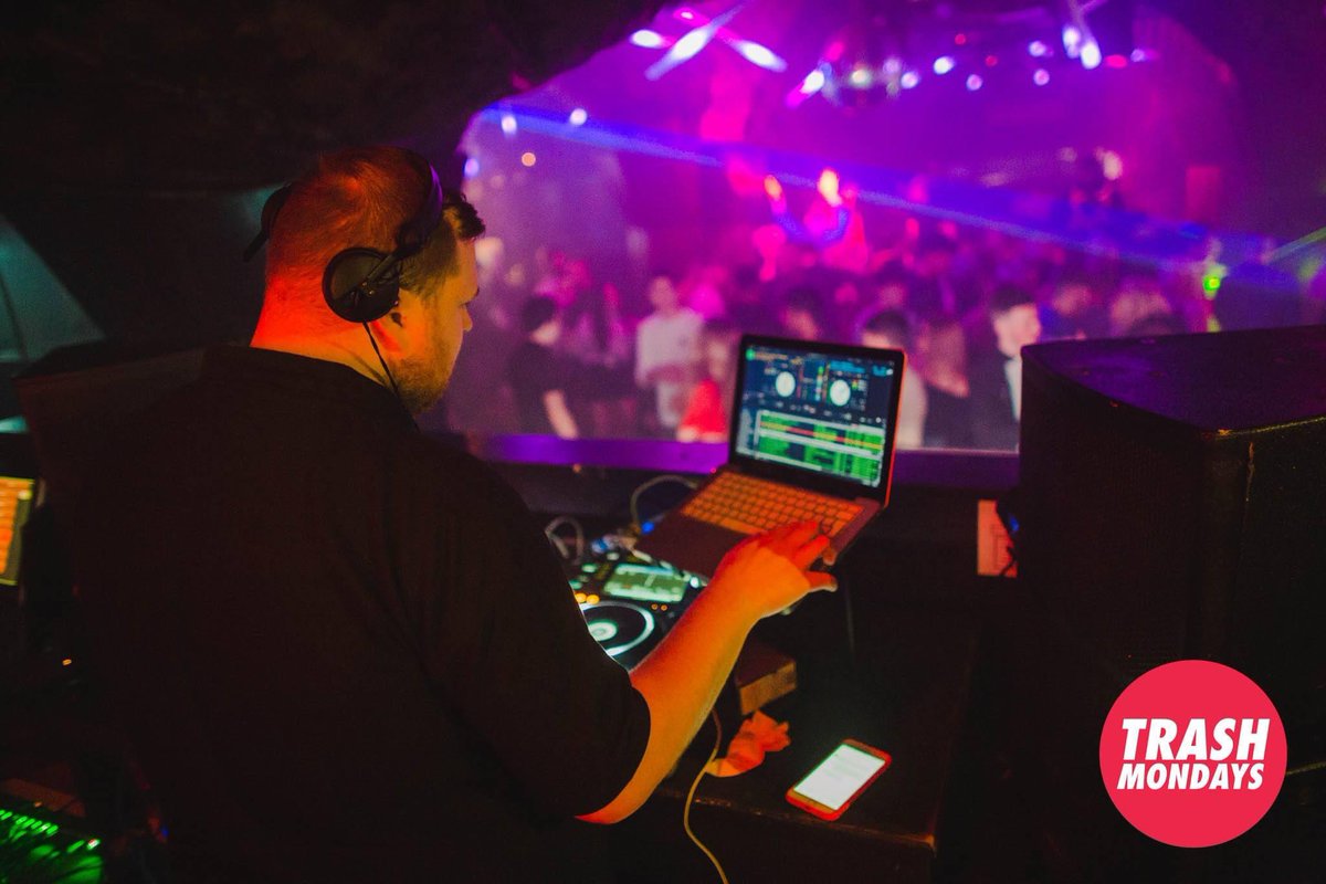 HuskyEvents's tweet photo. .@DJOneF joins us every Monday for the biggest main room party in Brighton.

Expect commercial mashups, rnb &amp; hip hop, indie anthems + more @coalition_btn each and every week.

Tickets >> https://t.co/qIIMEx9VFh https://t.co/4mm9vxnMIN
