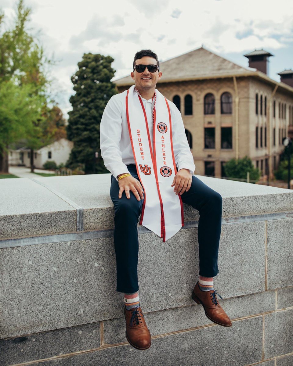 noahrt48's tweet photo. Thank you @UUtah for a memorable experience and introducing me to Salt Lake City. I graduated with 2 business degrees, completed 3 internships, and played 4 years of college football. This university has been a blessing for my personal growth. A proud Utah Man Am I! https://t.co/75TQ3S5OKF