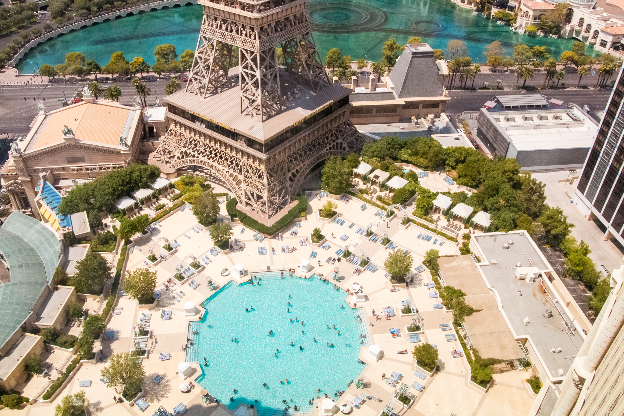 pool inside paris las vegas