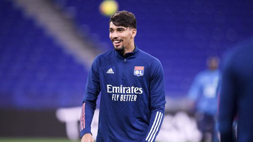 Lucas Paqueta9/10Les gens retiendront les seules bourdes qu'il a effectué mais il ne faut pas oublier qu'il a totalement changé Lyon depuis son arrivée. Révélation de cette saison ! Sans lui on joue le milieu de tableau !!Merci crack pour les travaux !!