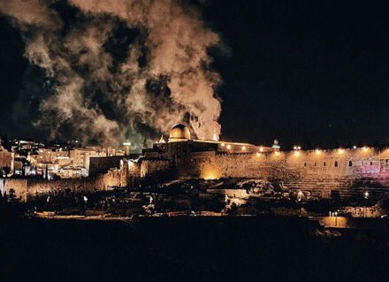 7 milyar dünya, İsrail'in Filistine yaptığı  katliama susuyor!

Müslüman halkı öldürülüyor.
Çocuklar katlediliyor susma!

#المسجد_الأقصى #AlAqsaUnderAttack #KuduesBizimdir #Gazze #israil #AksadaBaskinVar  #susma  #israil #MescidiAksaOnurumuzdur