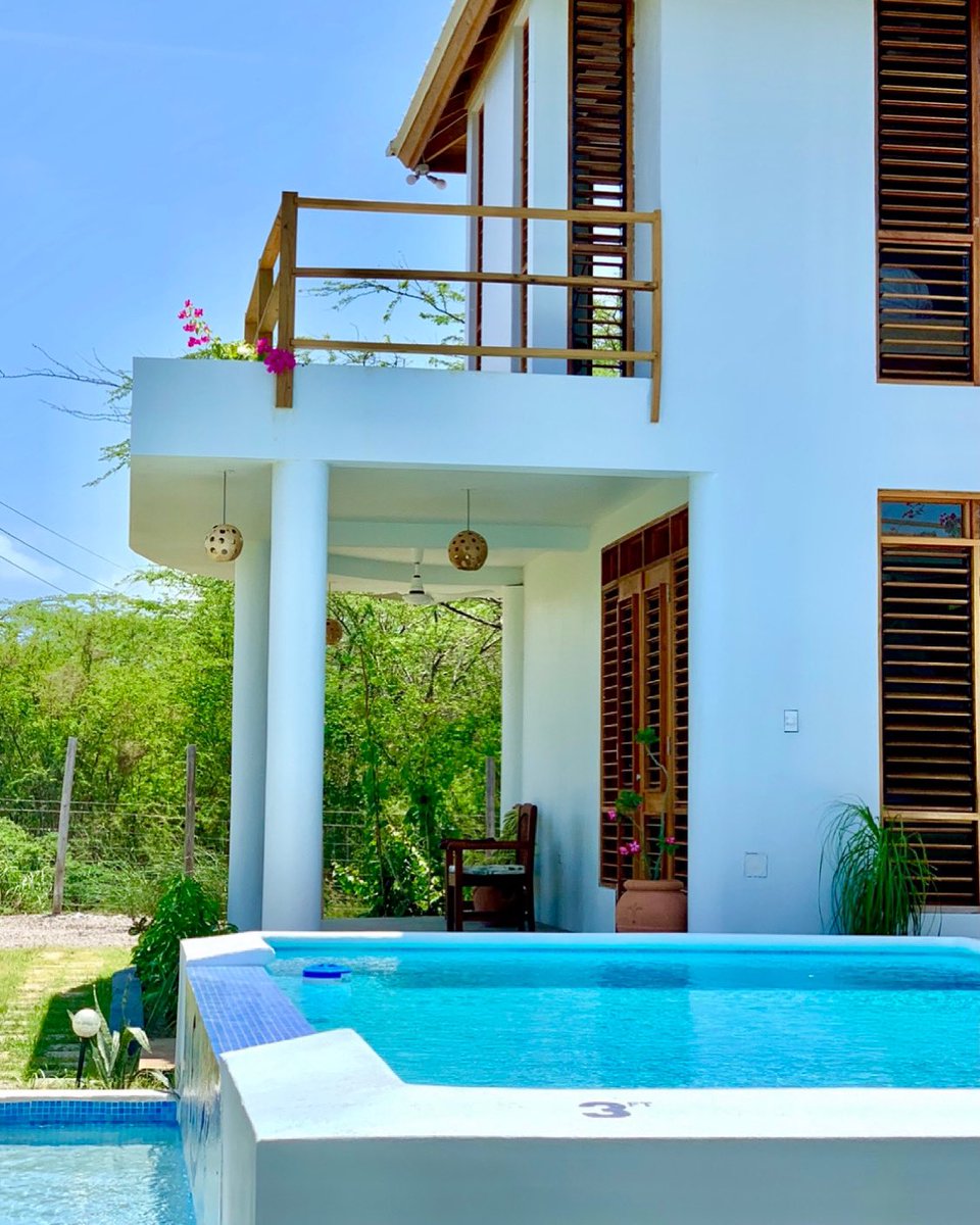 liveupful's tweet photo. Enjoy bedrooms with outdoor spaces. 

Downstairs : verandah + pool courtyard. 

Upstairs : wrap around private roof deck. 

Views and vibes. 

✨
For more about Upful, message us or https://t.co/kD7wD4ReQt

#LiveUpful 
#TreasureBeach https://t.co/LRHcF6X1UX