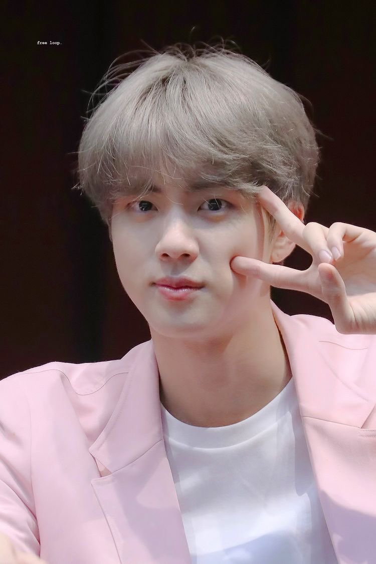 K_jiN_92's tweet photo. Worldwide handsome ที่น่ารัก🐹💕 https://t.co/YrKnszVSUm