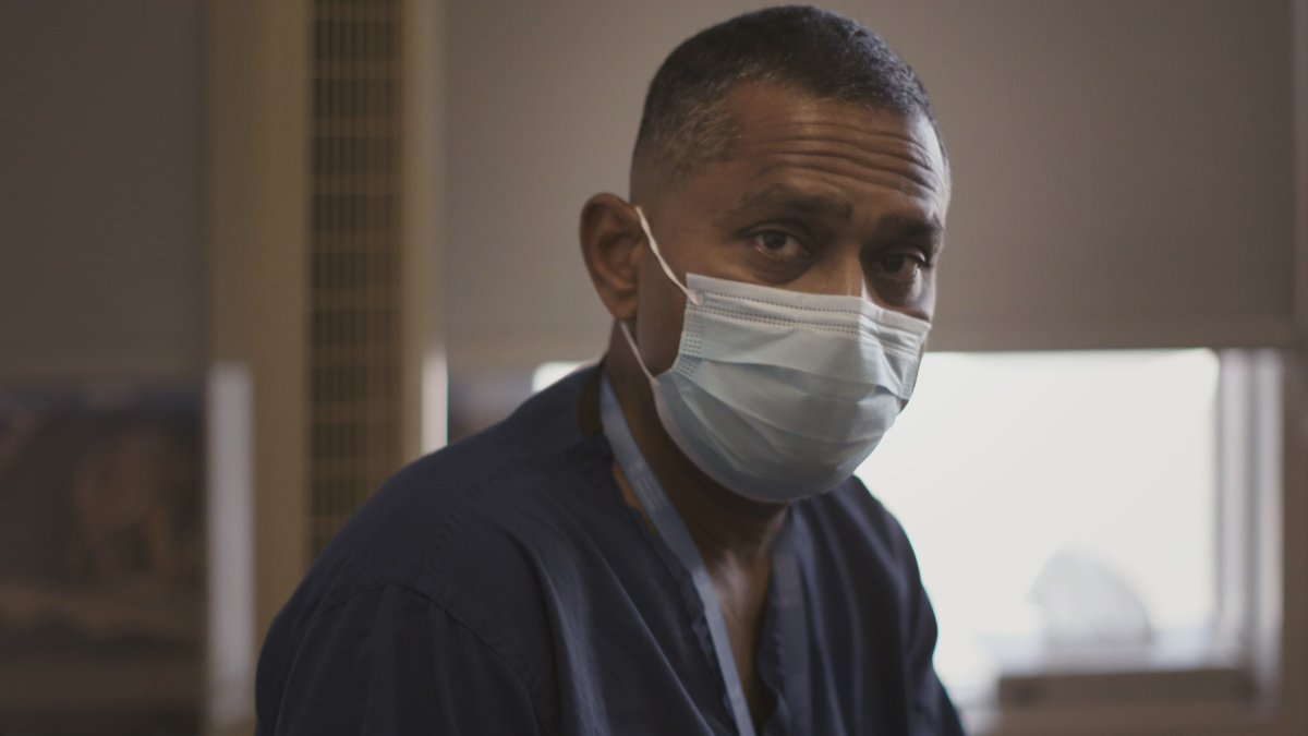 geshNHS's tweet photo. "It's really important that we're not judgemental about women's decisions to either end or continue with their pregnancy.

"Whoever you are, however strong you are, this is an incredibly difficult decision to make." – @ProfBasky 

#BabySurgeons https://t.co/BQrvaLn7bY