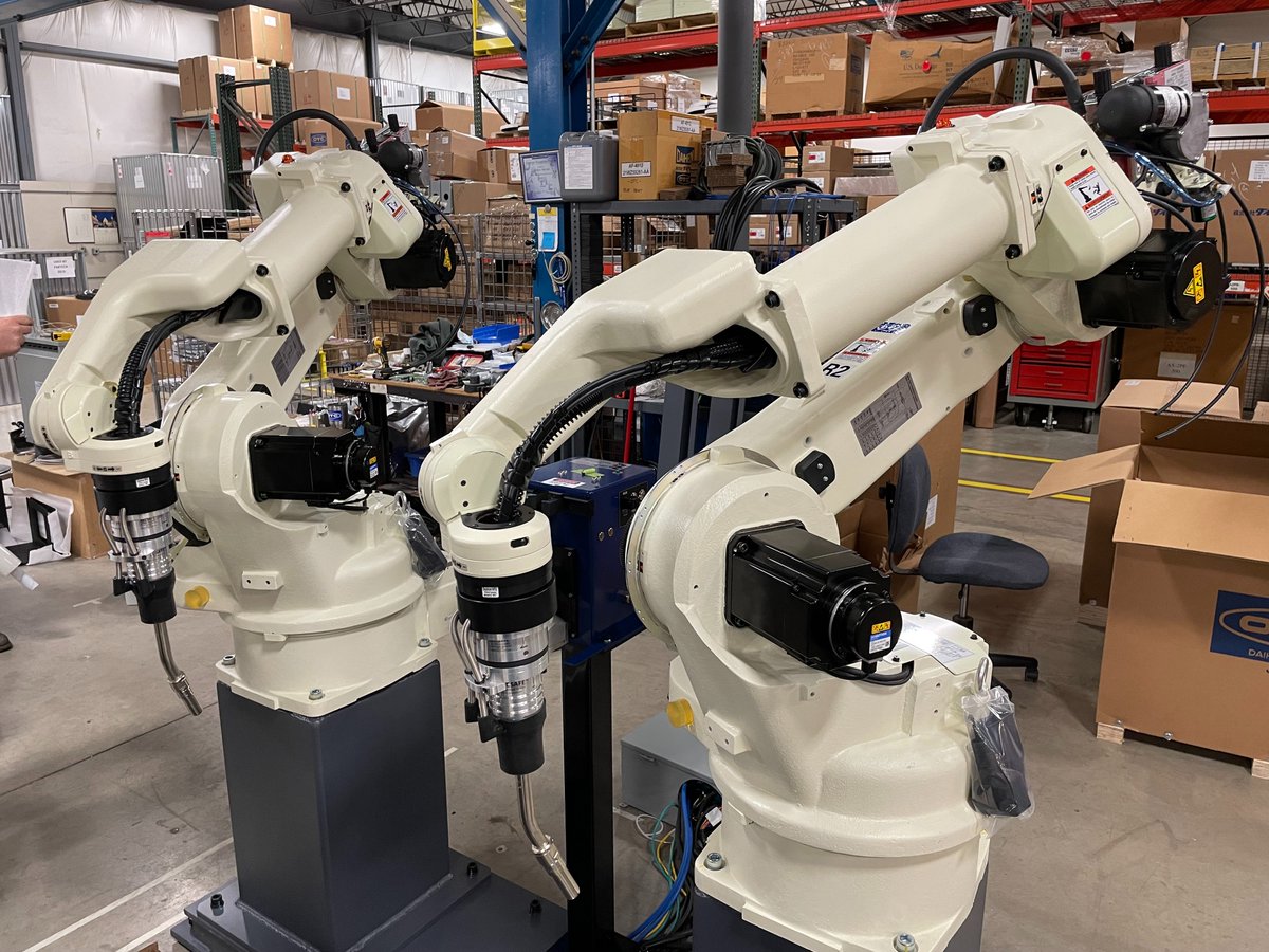 OTCDAIHEN's tweet image. A ROTA-ARC 1000 dual-robot MIG and a DT-ARC variant TIG production welding cells being assembled and tested on our Tipp City, Ohio floor. More world-class solutions from the worlds #1 supplier of arc-welding robots.
#roboticwelding #weldingautomation