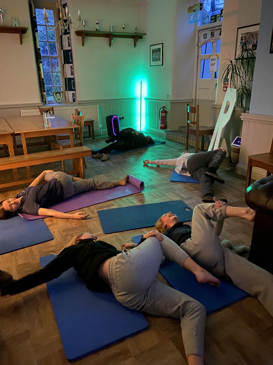 Robertson_Sed's tweet photo. Some #postprep yoga for #wellbeingweek 🙏🏻💙⭐️🦋 https://t.co/Mmo4nZzlIX