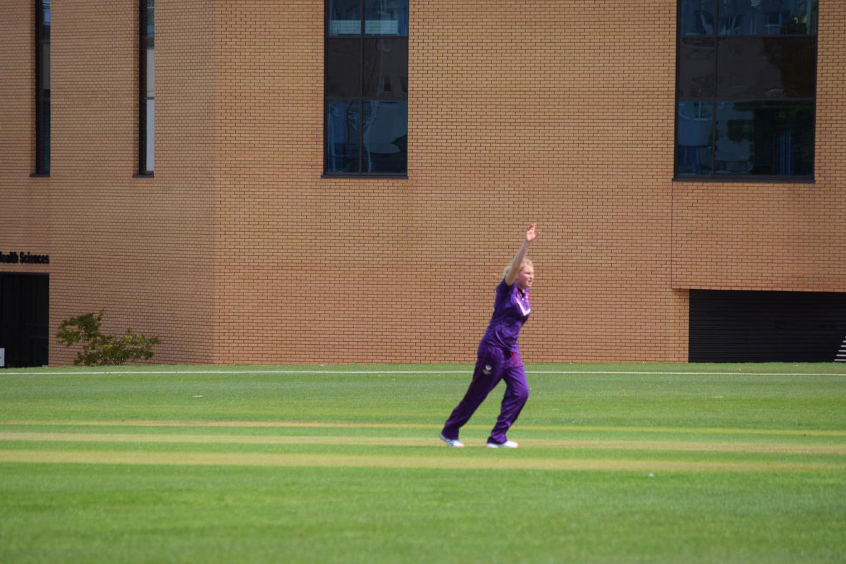 Fabulous to see Old Colfeian Georgia Stock representing Loughborough and taking 2 of the 7 wickets in their win against Oxford this week @ColfesSchool