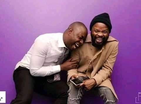 OpzzeyReigns's tweet photo. Tomorrow News will be like
Unknown Armed robber invaded Aso rock and raided some residences Valuable assets Worth Billions of Naira stolen
So Buhari decided to declare a lockdown to search for the thieves.
#ToServeNigeriaisNotByForce #buildbacktrust Aso villa https://t.co/9XLolygcXG