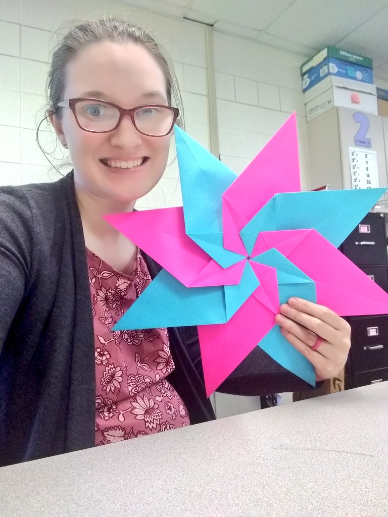 Sarah Carter tweet media