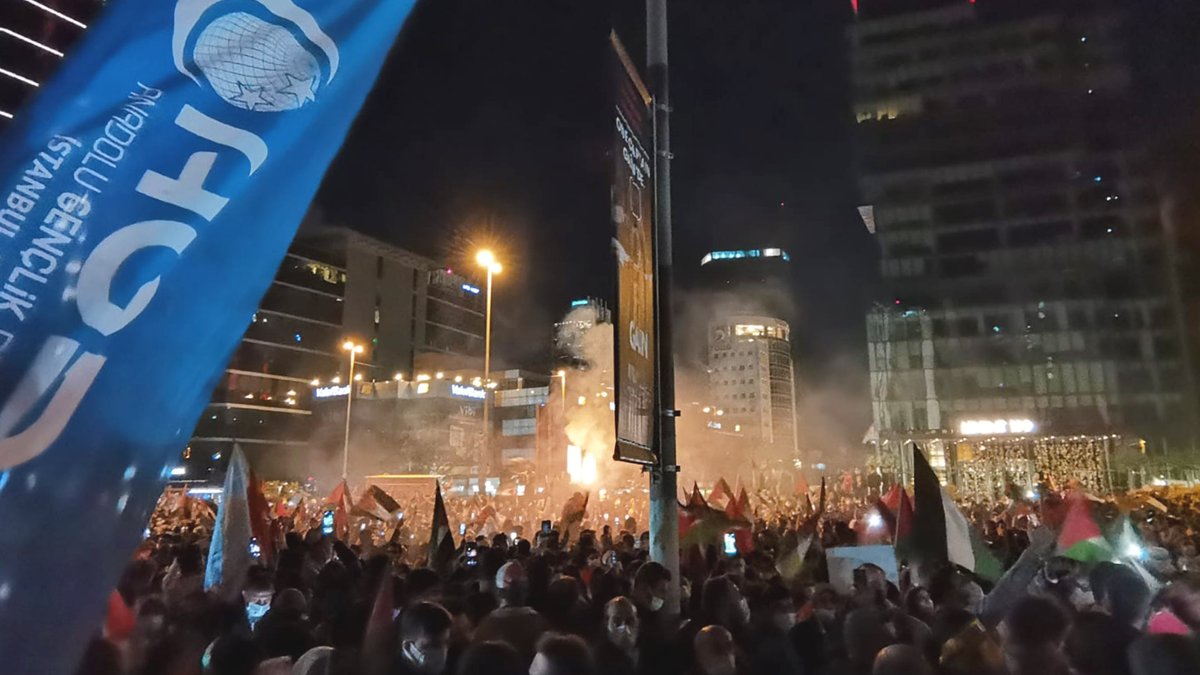 4fakulte's tweet photo. Uyuma! Aksa’ya Sahip Çık!
“Nasıl ki; Kızıldeniz Firavun'a mezar olduysa, Akdeniz de İsrail'e mezar olacak!”
#AksadaBaskınVar
#المسجد_الأقصى https://t.co/fXeaSGPqO6