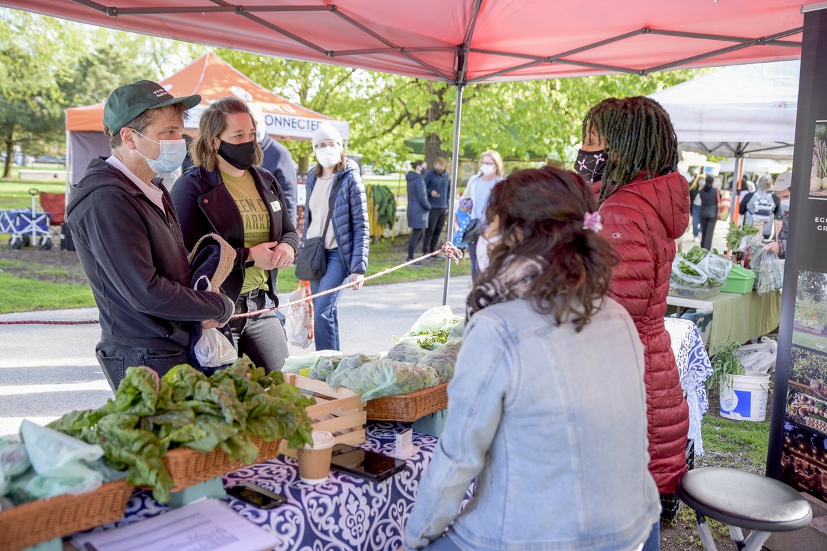 Did you spot <a href="/RepMikeQuigley/">Mike Quigley</a> at the market on opening day of GCM Lincoln Park? 👀 So grateful to Congressman Quigley for his longtime support of Green City Market and our farmers! 

#spotted #supportsmallbusiness #lovelocal #chicago