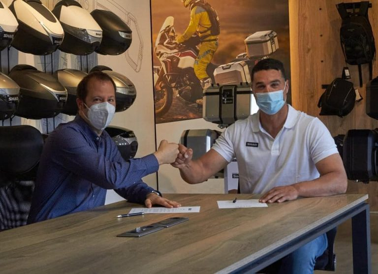 REVISTA400's tweet photo. SHAD PATROCINADOR OFICIAL DE JOAN PEDRERO 🔥
SHAD anunció que sería el patrocinador oficial del piloto Joan Pedrero por el resto de la temporada 2021 en el Road To Dakar 2022 en el Rally Andalucía del 12 al 16 de mayo.
Detalles:
https://t.co/IMjuW3QHBf
#TodosSomos400 #Shad400 https://t.co/ndZshquJGp