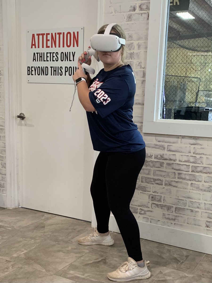 ☀️Summer is right around the corner!! We have some spots left in our program👇Memberships as low as $99 a month! Check out our webisite or send us an email!
📧crushingit@program17.com
💻Program17.com
#wedoitdifferent #personoverplayer# Program17 #winVR