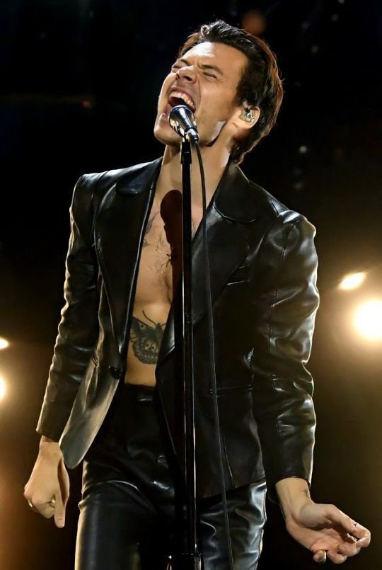ttommoway_'s tweet photo. I vote #Juice for #BestCoverSong at the #iHeartAwards https://t.co/v0JGVK4sw4
