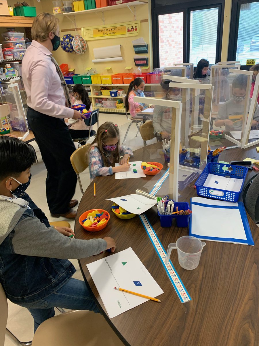 We had SO much fun being back in the Math Lab today! 🧮 Thank you <a href="/MarzillierL/">Marzillier's Math Lab</a> ! <a href="/NSE_Dalers/">NSE_Dalers</a>