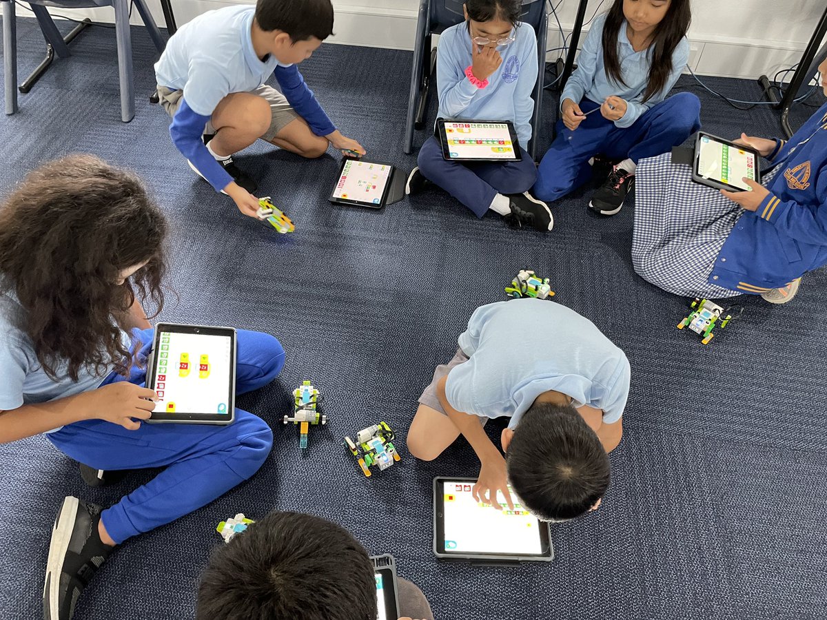 Stage 2 students had an amazing time collaboratively designing, building and creatively coding their froglets and frogs! 🐸<a href="/LEGO_Education/">LEGO Education</a> <a href="/CanleyHeightsPS/">Canley Heights PS</a>