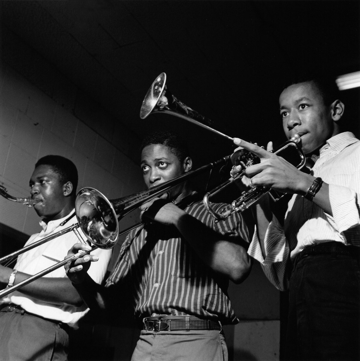 #JohnColtrane #CurtisFuller &amp; #LeeMorgan at the rehearsal prior to Coltrane's "Blue Train" session. The powerful 3-horn frontline, explosive solos &amp; brilliant ensemble work with Kenny Drew, Paul Chambers &amp; Philly Joe Jones made it a classic for the ages: bluenote.lnk.to/Coltrane-BlueT…