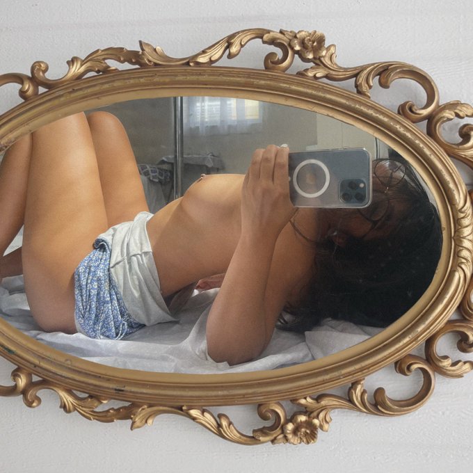 para que no lo pienses tanto y te subscribas. 🖼  OF: alvnapr https://t.co/UIJOsyndV1