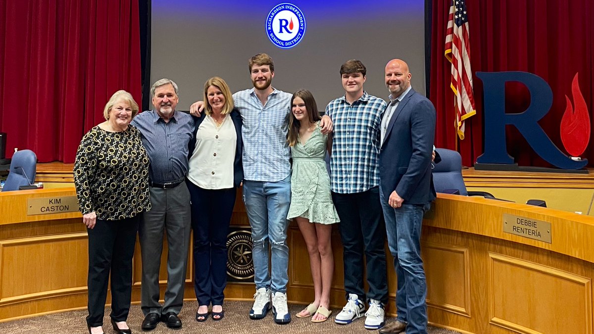 Jeannie Stone (@3jstone) on Twitter photo Welcome <a href="/MeganTimme/">๐ ๐ฒ๐ด๐ฎ๐ป ๐ง๐ถ๐บ๐บ๐ฒ</a> and Family to the <a href="/RichardsonISD/">Richardson ISD</a> Board of Trustees! ๐ Welcome <a href="/MeganTimme/">๐ ๐ฒ๐ด๐ฎ๐ป ๐ง๐ถ๐บ๐บ๐ฒ</a> and Family to the <a href="/RichardsonISD/">Richardson ISD</a> Board of Trustees! ๐