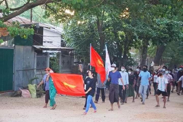 dr_paing's tweet photo. On May 11, the #Pakokku University Students' Union went on strike.
#May11Coup
#WhatsHappeningInMyanmar
#MilkTeaAlliance https://t.co/R2KDFRdKhw