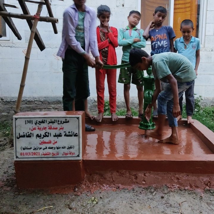 countruction tweet picture