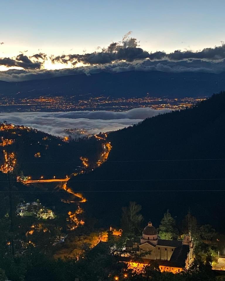 izurietavarea's tweet photo. Guapulo, Ecuador. The Spanish took that route in the 1500s, through this mountain range, to discover the Amazon river. The sanctuary was consecrated to Our Lady of Guadalupe and founded in 1620.
Pics at 5am, 1pm and 10pm by @sergioestrada https://t.co/6tuBJeFKZi