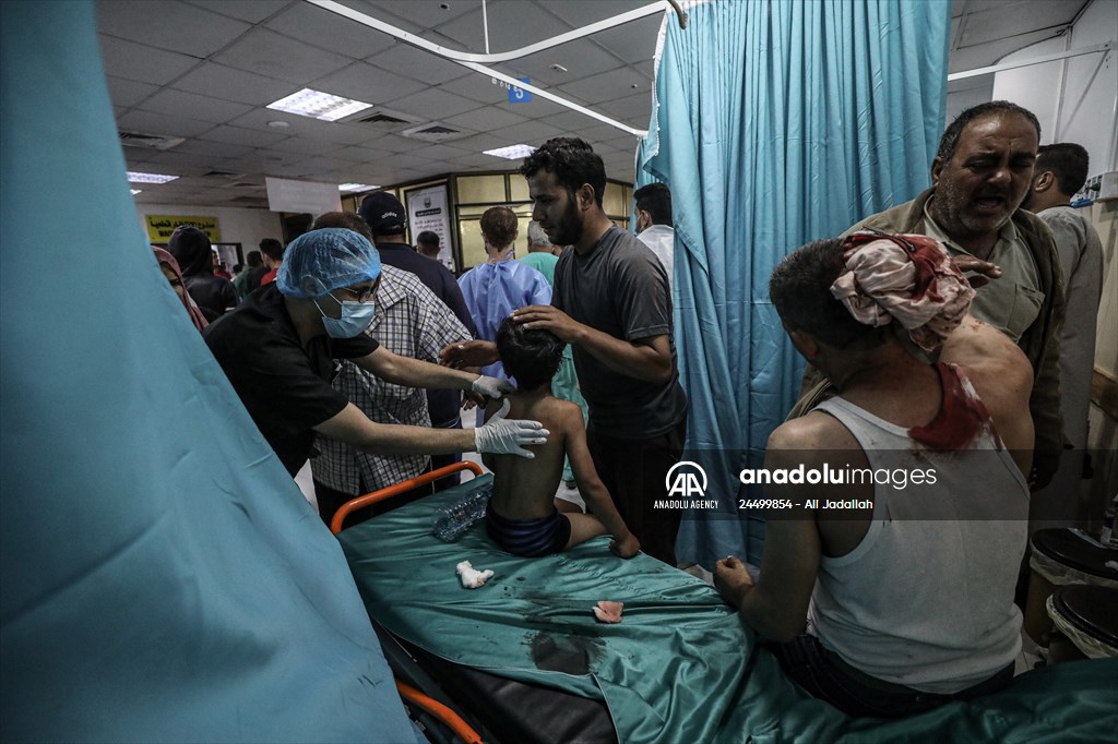 Hacikizi's tweet photo. This massacre not the first and not going to be last. Everything happens in front of the world and all the "officials" watch this without doing nothing. Even me tired of witnessing this kind of injustice things so I can't even imagine how Palestinian people feel. #SavePalestine https://t.co/Fc7Knx34Le