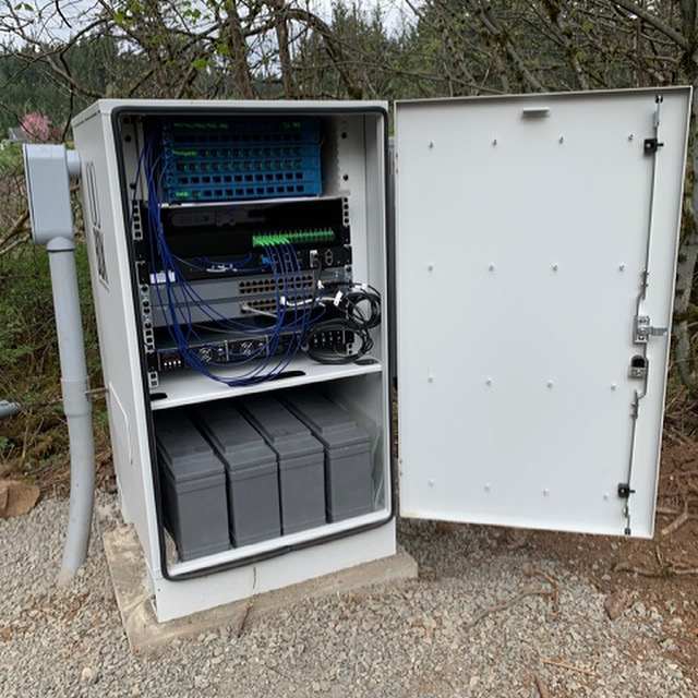 ioioboxco's tweet image. Pretty slick setup from our friends at NocTel Communications. Check out our website and see how we can help with your setup. #ioiobox #ioioitsofftoworkwego