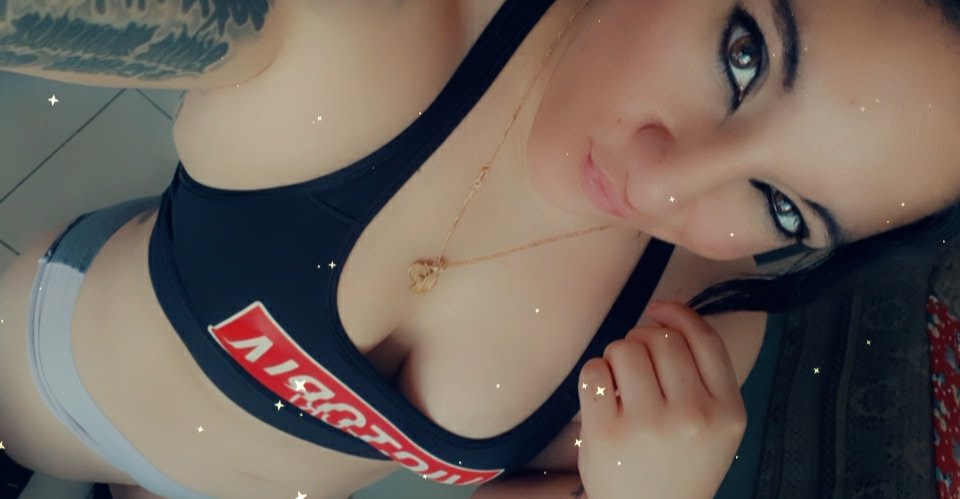 AgentPorkyPiG's tweet photo. Been feeling alot happier lately 🥰😘🥰
#redcon1 #fatburner #doubletap #planetfitness #victoriasport #victoriasecretangel #monsterenergydrink #hauslabs #littlemonster #feelingamazing #southflorida #orlando #mma #ufc #kawaii #inkmodel #fortcarson #lasvegas #NewYorkForever #usmc https://t.co/kFwKkOlzXL