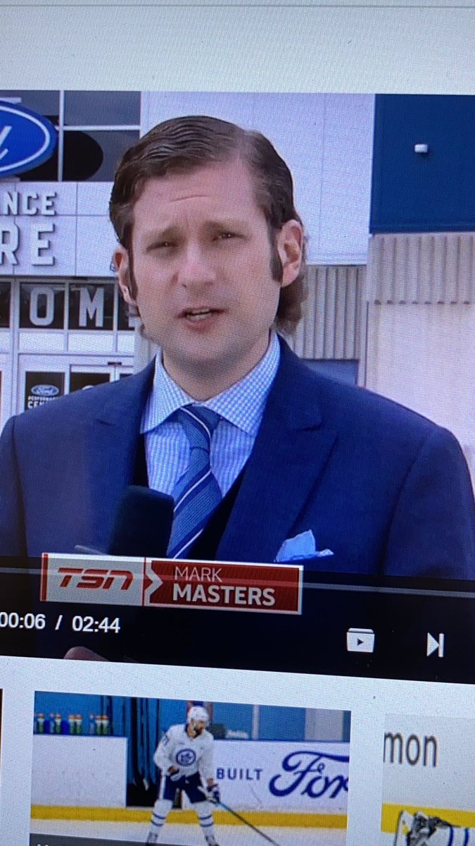 FrankUnCut's tweet photo. For the love of god. This guy needs a haircut! https://t.co/M6Rlciq4IE