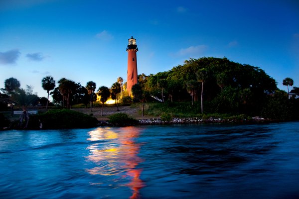 LuxWaterfront's tweet photo. The Jupiter Inlet Lighthouse & Museum is hosting three Lighthouse Sunset Tours this May. At Sunset, climb to the top of the lighthouse and take in the spectacular sunset view over Jupiter... https://t.co/EcZhM2jHOz
#JupiterFlorida #JupiterLighthouse #SunsetTours #SouthFloridaFun https://t.co/FrF5RC3TtI