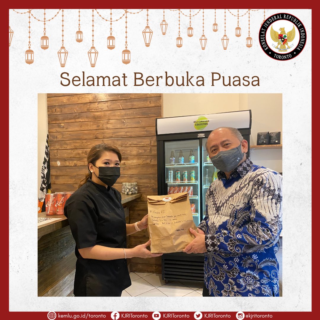 INAinToronto's tweet photo. Hello #FriendsOfIndonesia…
It’s iftar time. Let's hear the story of Mr. Leonard F. Hutabarat, Indonesian Consul General in Toronto about the Iftar menu from Nainai Noodles. #IniDiplomasi #RintisKemajuan #DiplomacyCulinary #IndonesianFood #TorontoFood
https://t.co/eJa7mM3lgi https://t.co/UN0tWAuwaZ