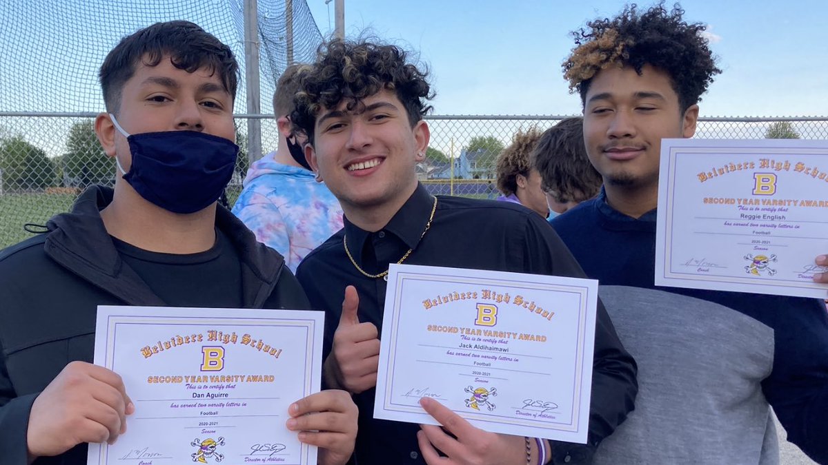 Coach Hernandez tweet media