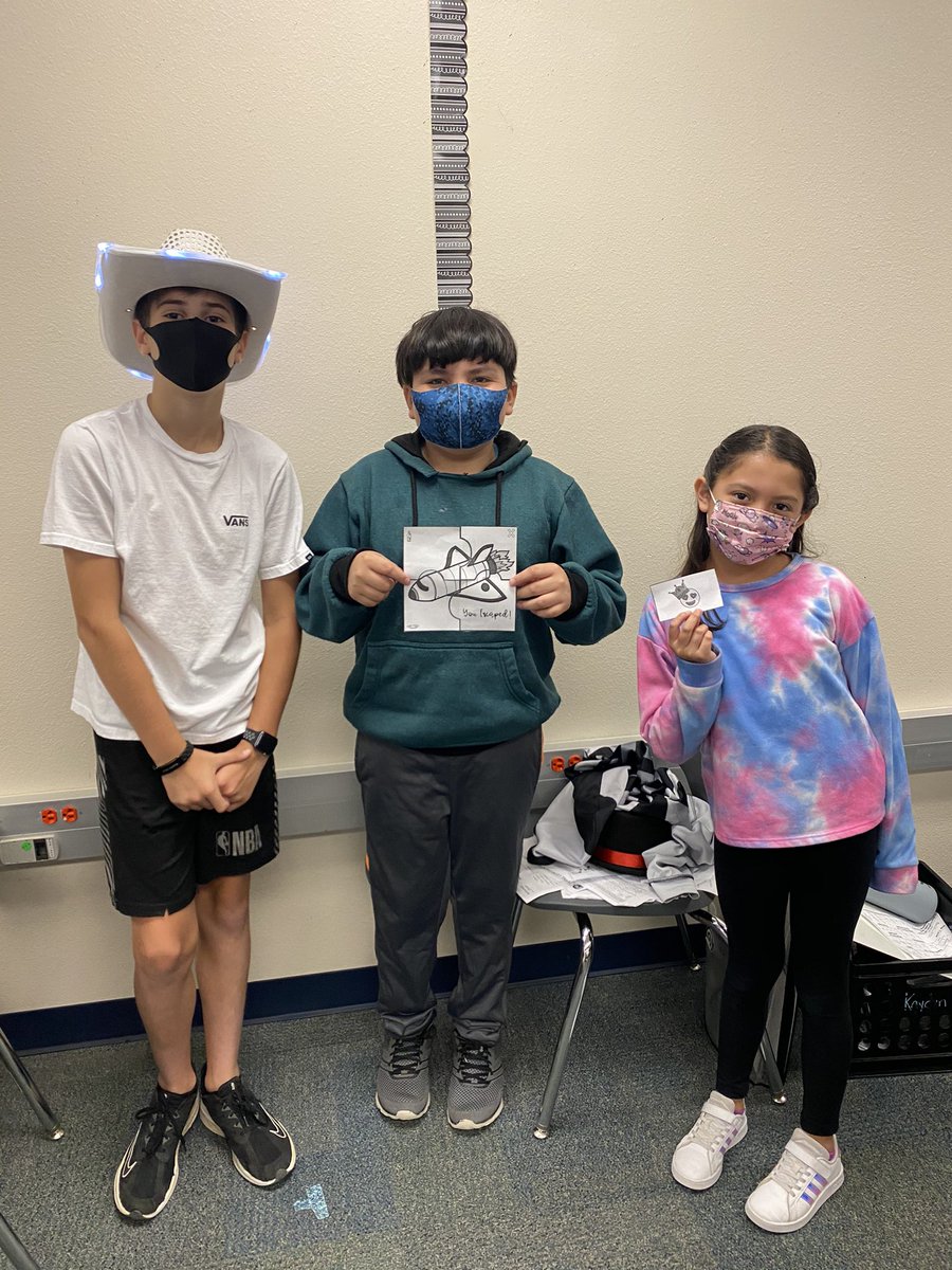 SLEcontreras's tweet photo. The kids enjoyed escaping emoji island before the the emoji queen didn’t let them leave! What a great way to relax and prepare for the next few days of testing. #ExperienceSLE https://t.co/FjWKBj59yX
