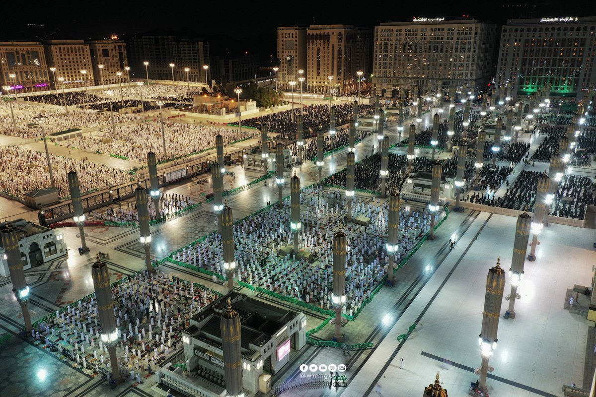 ليلة ختم القرآن الكريم في #المسجد_النبوي بين العام الماضي والحالي ..اللهم لك الحمد.

#ليله_٢٩ #رمضان 

wmn.gov.sa/public/?module…