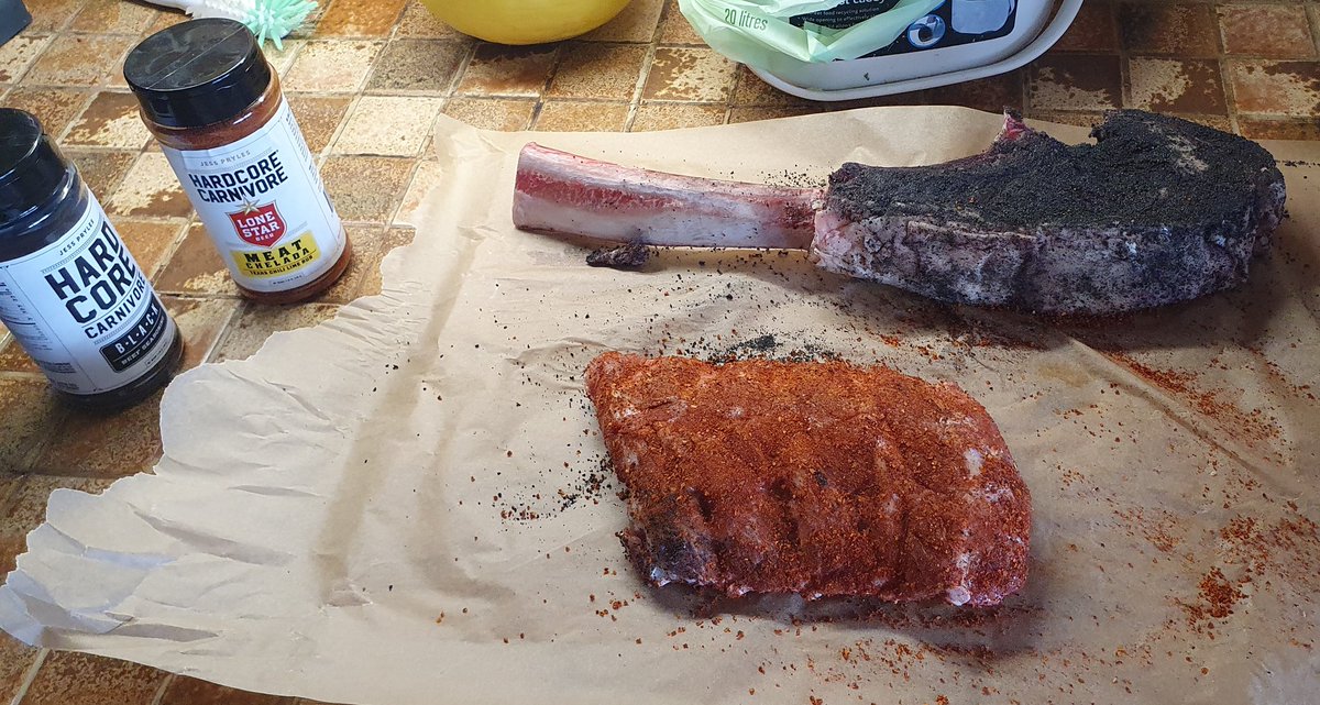 DonnellBrian's tweet photo. Chuffed with my first attempt at reverse searing a tomahawk. Thanks @higginsbutchers for the premium cut (herself likes it well done so apologies to the critics) https://t.co/qh6X1l7XqT