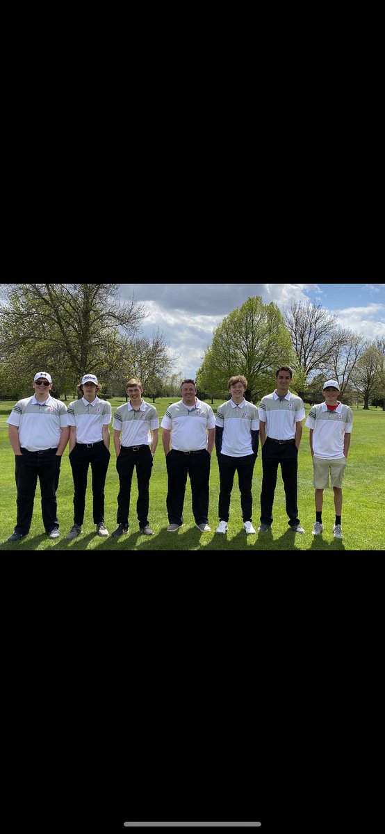 FCgolfBoysGirls's tweet photo. Boys and girls had their conference tournaments today. Girls finished 6th and our boys finished 3rd. Lowest member was Jack Harms with an 83. Cant wait for regionals to get started! #FCindians https://t.co/Rimqu4xRvz