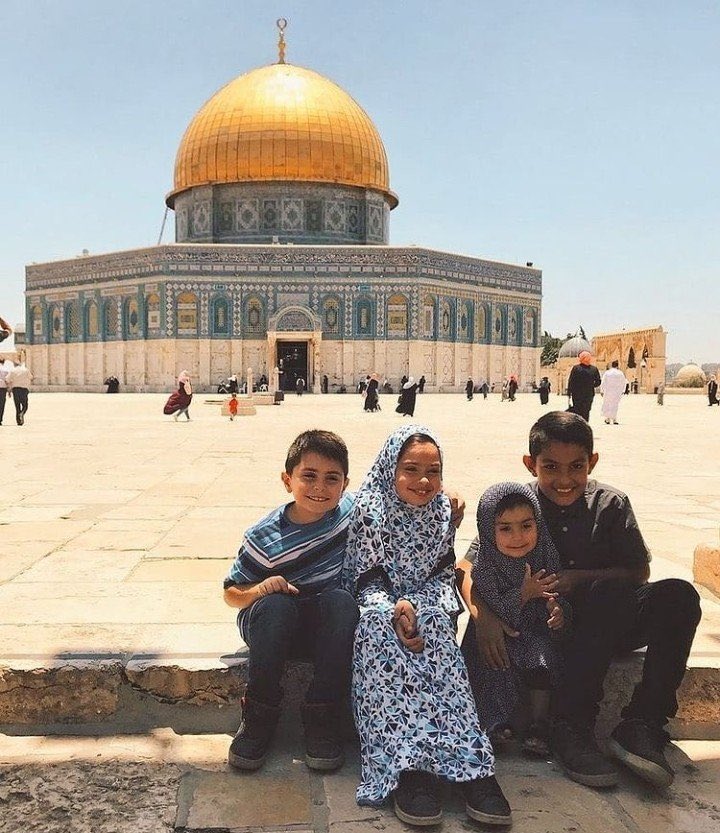 yusuferol53's tweet photo. Çocukların ağladığı değil güldüğü bir Dünya istiyoruz. #AksadaBaskinVar 

#المسجد_الأقصى #AlAqsaUnderAttack #KuduesBizimdir #Gazze #israil  #KudüseSahipÇık #MescidiAksaOnurumuzdur https://t.co/0vXEcNwCZY