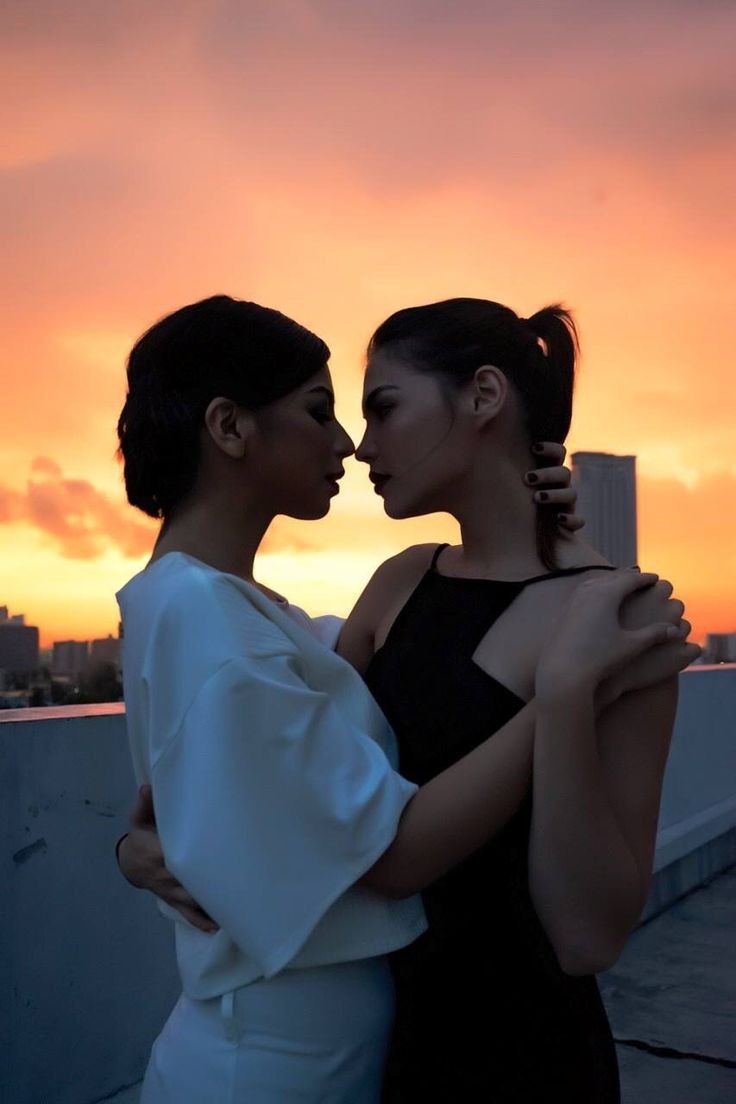 pimparticle's tweet photo. It's been 6 years since The Rich Man's Daughter had been Released and they build this Loveteam that made our hearts thrilled with excitement and Happiness
Happy Anniversary mga Lablab!!

#RaStro6thAnniversary | RaStro Pa Rin Sa 2021 https://t.co/WQfeTn0Y7R