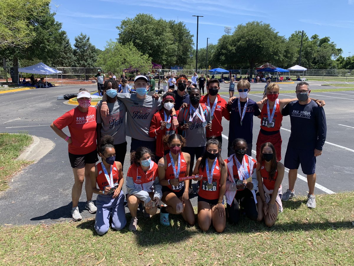 fauhigh_xctf's tweet image. Your owls SOARED at the 2021 FHSAA Track and Field State Finals‼️
-Placed in all our events
-1 State Champion
-2 relay podium finishes
-5 individual medals 
-Boys placed 19th overall with their highest point total at states ever
-Girls placed 12th overall with 20 points!