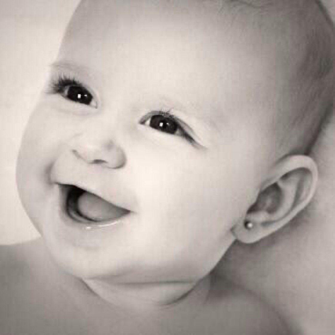 Toda #mujer que decide no #aborto recibe un premio incalculable: LA SONRISA DE SU HIJO. 
#SiaLaVida