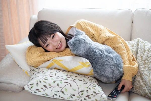 これは欲しい！“ほぼ猫”のようなネコ型クッション！