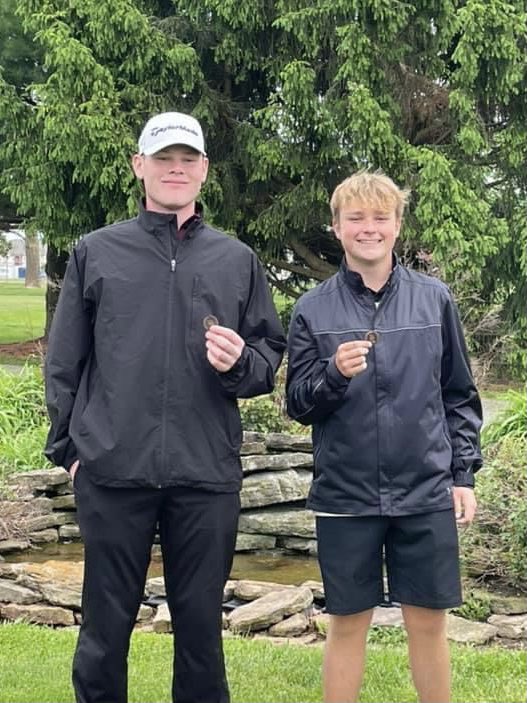 EldonMustang's tweet photo. Congratulations to Aidan Wells for placing fourth, and Teagen Hull for placing eighth today in the district golf tournament! They both earned all-district honors and will move on to state. The team finished fourth overall. https://t.co/bSxOjrkrky