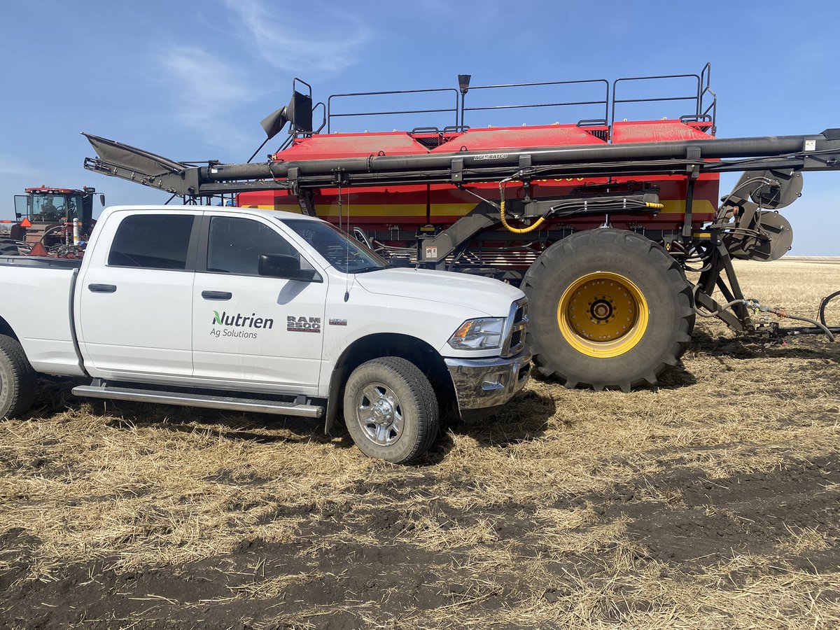 Blue skies above, Thick Black Melfort silty clay loam below and <a href="/ProvenSeed/">Proven Seed</a> seed in the tank. Thanks to the Heavin’s for seeding another great trial!