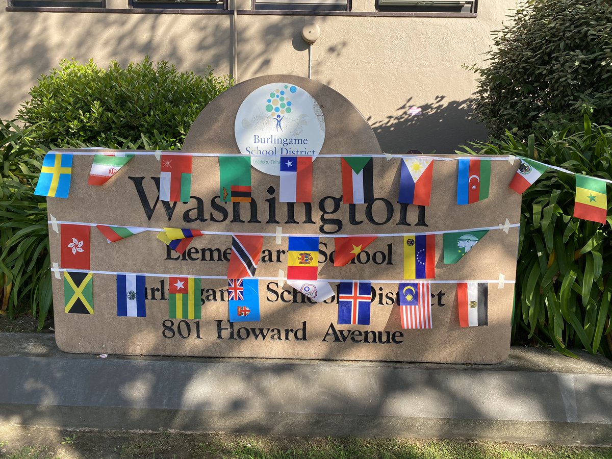 WESWildcatsBSD's tweet photo. It’s Multicultural Week at Washington 🌎 Stop by to chalk a greeting in your family’s language! https://t.co/g3d1sLnBos