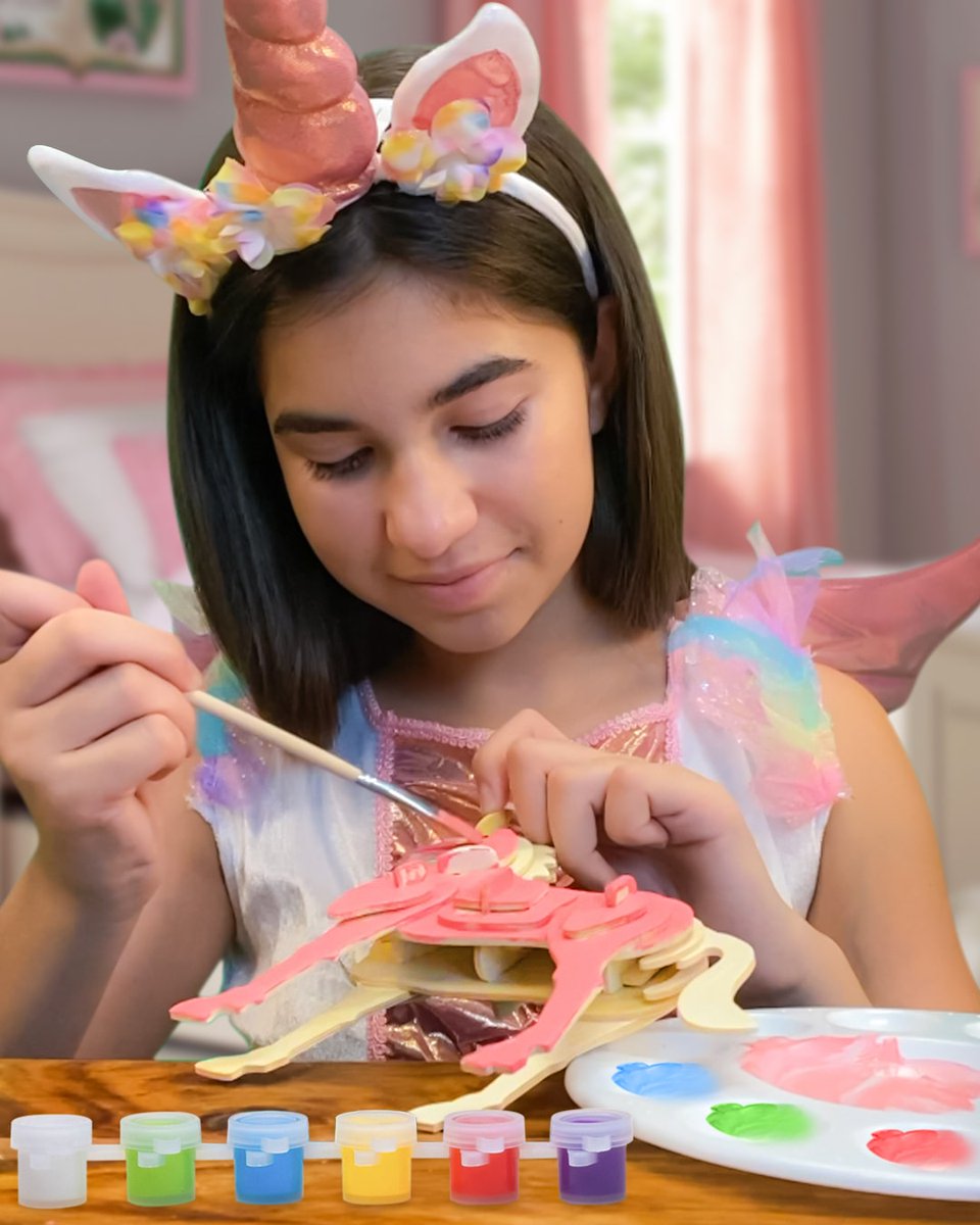 The power of a kid's imagination is a wondrous thing to behold. 🌈 Give your kids an Allessimo WunderClay Unicorn Magic kit to tap the limitless potentials of their young creative minds. 🦄 

TAKE A CLOSER LOOK: bit.ly/3f9uqMT