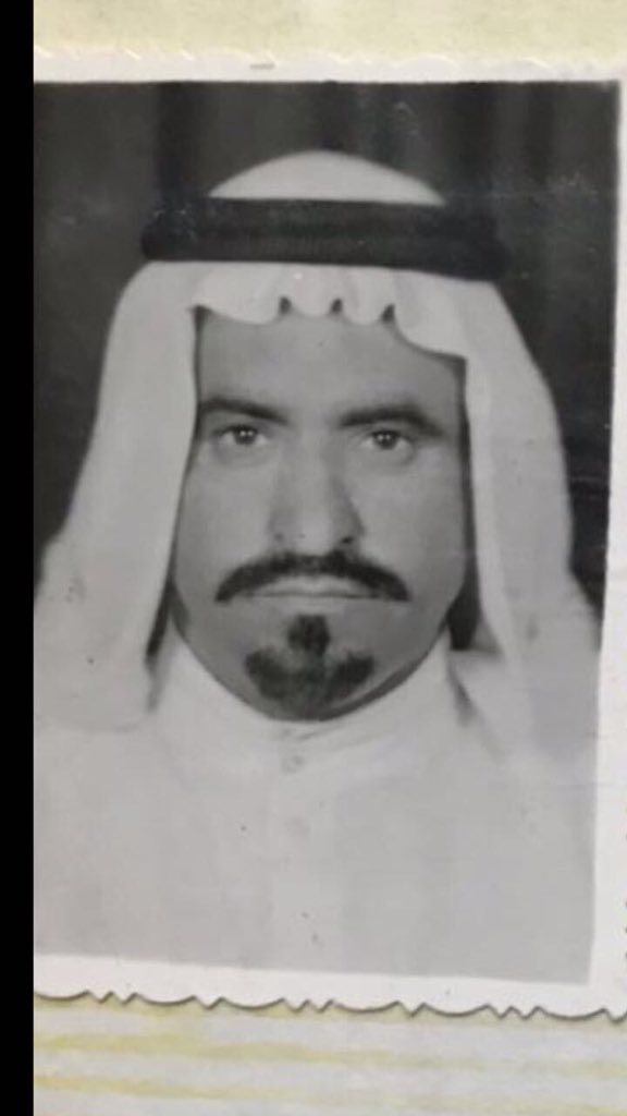 MozelSa's tweet photo. اللهم لا تجعل ذكر موتانا منقطع و سخر لهم الدعوات كل العمر،اللهم ارحمهم و اغفر لهم و ارفع درجاتهم واجمعنا بهم يارب في جنتك🤲 https://t.co/87JML6qhQ4