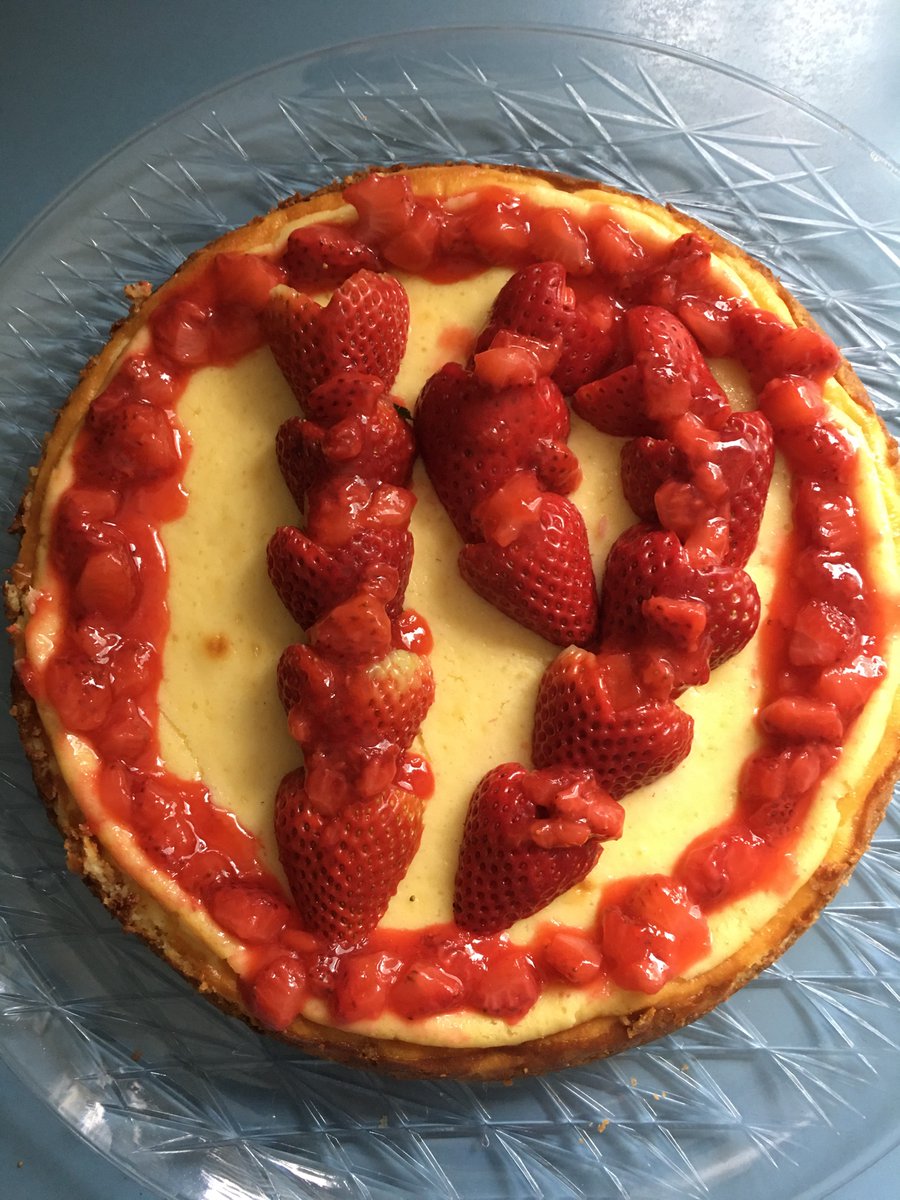 Cheesecake made by Leon for his best friend’s 19th birthday ~