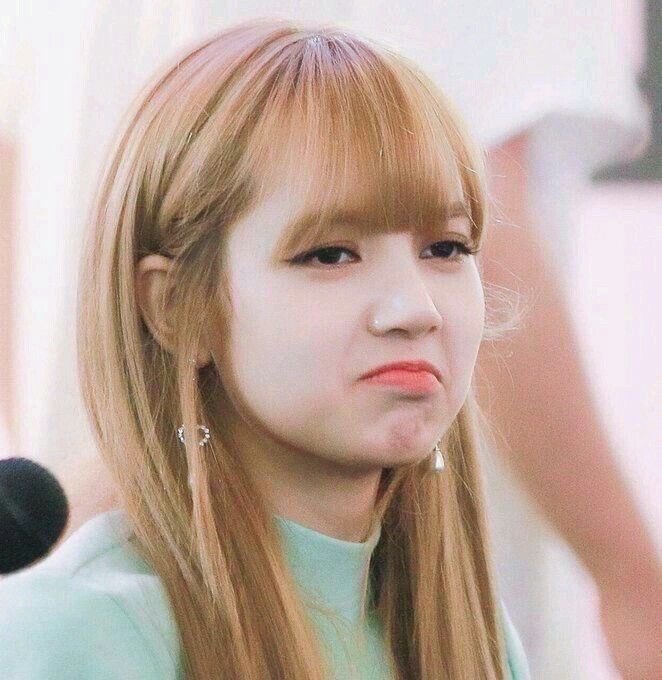 enhlanhh's tweet photo. Vote thôi mn #BLACKPINK #BLACKPINKforBBMAs #BLINKS REVOLUTION ON BBMA @BLACKPINK https://t.co/Djc0P8EbIH