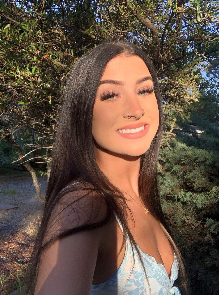nowaybri's tweet photo. on your mind https://t.co/xzS0LUf6Jg